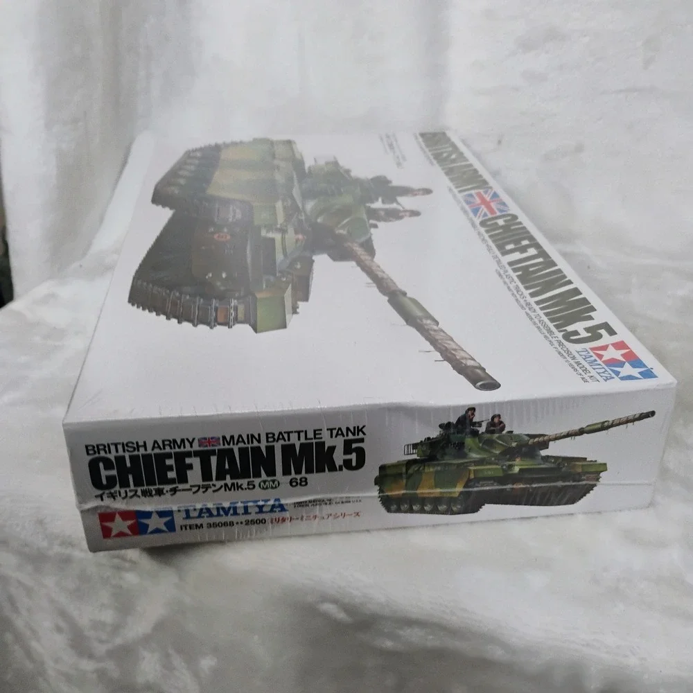 Tamiya 1/35 British Army Chieftain Mk.5 Main Battle Tank Model Kit 35068 Sealed